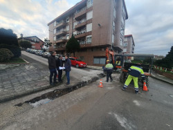 Aguas Torrelavega renueva la red de abastecimiento de la Avenida Fernando Arce ante las constantes aver&iacute;as