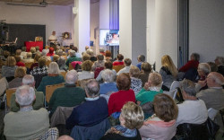 Arranca con &eacute;xito el ciclo `Teatro Vivo` para acercar las artes esc&eacute;nicas a los mayores de Torrelavega