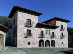 Cantur saca a concurso el contrato de arrendamiento del Hotel Casona de Carmona