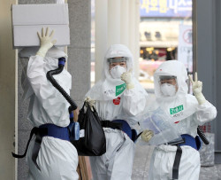 Corea del Sur registra 46 casos nuevos de coronavirus, 16 de ellos vinculados a un buque ruso
