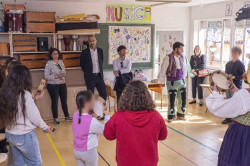 El CEIP Men&eacute;ndez Pidal de Torrelavega acoge un encuentro con unos 80 escolares de Tenerife, Barcelona y Valencia