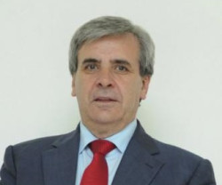 El consejero Sierra monta un "liuco" al querer cambiar las se&ntilde;as de identidad de Cantabria por la puerta peque&ntilde;a