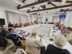 El Pleno de Torrelavega aprueba incluir en el Presupuesto de 2026 la ampliaci&oacute;n de los locales de ensayo