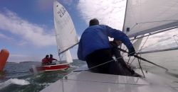 En una complicada tirada, con roles de m&aacute;s de 30 grados, el Chiqui IV y el S&C se repartieron las victorias en el Snipe Santanderino.