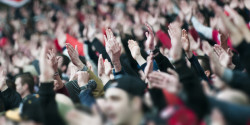 &iquest;Fan&aacute;ticos o hooligans?, por Manuel Olmeda