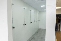 Finalizada la reforma integral de dos vestuarios del complejo deportivo &Oacute;scar Freire