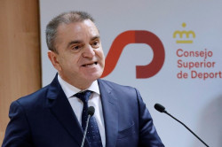 Franco cree que la amenaza de la Superliga "va a venir bien para darle un toque de atenci&oacute;n a UEFA"