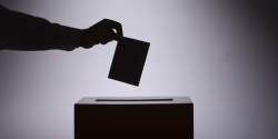 Hay que ir a votar a pesar de todo&hellip;. 