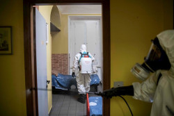 Italia roza los 26.000 fallecidos tras sumar otros 420 muertos en el &uacute;ltimo d&iacute;a