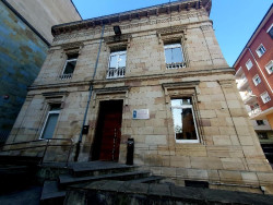 La Biblioteca Gabino Teira de Torrelavega ampl&iacute;a su horario hasta 29 de junio para preparar los ex&aacute;menes