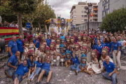 La carroza `Mandala`, de Quintana y Amigos, gana la Gala Floral de Torrelavega