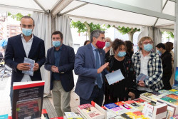  La III Feria del Libro recibe m&aacute;s de 7.000 visitantes