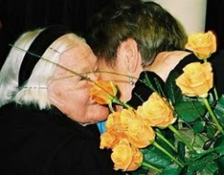 La ni&ntilde;a de la cuchara de plata