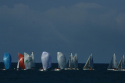 La tripulaci&oacute;n del Dr Chacartegui comienza mandando el Campeonato de Cantabria de J80