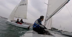 La tripulaci&oacute;n el Chiqui IV, tras una gran remontada, se hizo con la victoria en la &uacute;nica tirada del Snipe santanderino