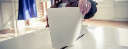 Las elecciones en Cantabria ser&aacute;n cosa de tres