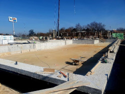 Las obras de las piscinas de verano de Torrelavega podr&iacute;an finalizar en mayo