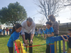 L&oacute;pez Estrada inaugura la nueva casita de juegos del Pintor Escudero Espronceda