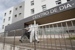  Los fallecimientos en residencias de mayores pasan de 2.390 en enero a unos 25 en abril