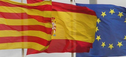 Mas divide Catalu&ntilde;a en dos: catalanes, y espa&ntilde;oles-catalanes con miedo   