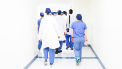 Medicos descalzos.Alfonso Campuzano