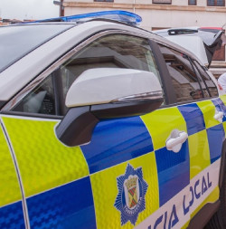 Muere un joven de 18 a&ntilde;os en un accidente de tr&aacute;fico en Torrelavega al salir el coche de la carretera