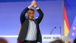 No hay que pasarse de frenada........y el Congreso del PP.  Carlos Magdalena