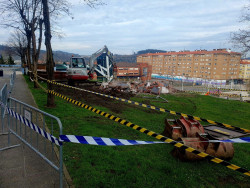 Retirado el transformador fuera de uso situado junto a la pista multideporte de la Plaza de las Autonom&iacute;as