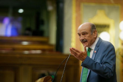 RTVE confirma a Maz&oacute;n su intenci&oacute;n de recuperar "100 por 100" la emisora de RNE en Torrelavega