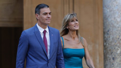 S&aacute;nchez anuncia a todo el pa&iacute;s, una dimisi&oacute;n falsa y en diferido. Carlos Magdalena