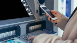 Sobre el teclado, por el Dr. Alfonso Campuzano