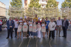Susana Borja y Ainara S&aacute;nchez, ganadoras del XXV Concurso de Arroz de las Fiestas de la Virgen Grande