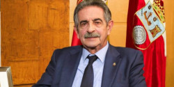 Toma posesi&oacute;n &iquest;el &uacute;ltimo gobierno de Revilla? Por Carlos  MAGDALENA 