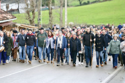 Torrelavega acoge la tradicional subida en albarcas a La Monta&ntilde;a por la festividad de San Blas con el presidente Revilla, y &eacute;l Alcalde de Torrelavega Javier L&oacute;pez, Estrada