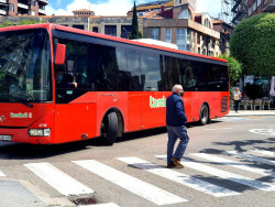 Torrelavega comienza a aplicar la reducci&oacute;n del 50% en los bonos del Torrebus