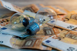 Torrelavega destina 95.000 euros a ayudas para gastos de suministros de energ&iacute;a e Internet