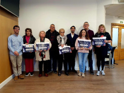 Torrelavega entrega los 1.100 euros en premios del concurso de iluminaci&oacute;n navide&ntilde;a