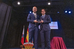 Torrelavega recibe el IX Premio Muslera por sus m&aacute;s de 125 a&ntilde;os de implicaci&oacute;n con los bolos
