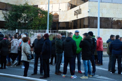 Trabajadores de Aspla empieza a pedir votaci&oacute;n para decidir sobre la huelga 