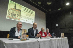 Un libro recoge los 40 a&ntilde;os de hermanamiento entre Torrelavega y Rochefort sur Mer