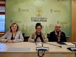 Un taller ense&ntilde;ar&aacute; a confeccionar trajes tradicionales y de Los Picayos en Vi&eacute;rnoles