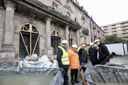 Una balsa de lodo bajo el Palacio Municipal Torrelavega obliga a modificar las obras de estabilizaci&oacute;n
